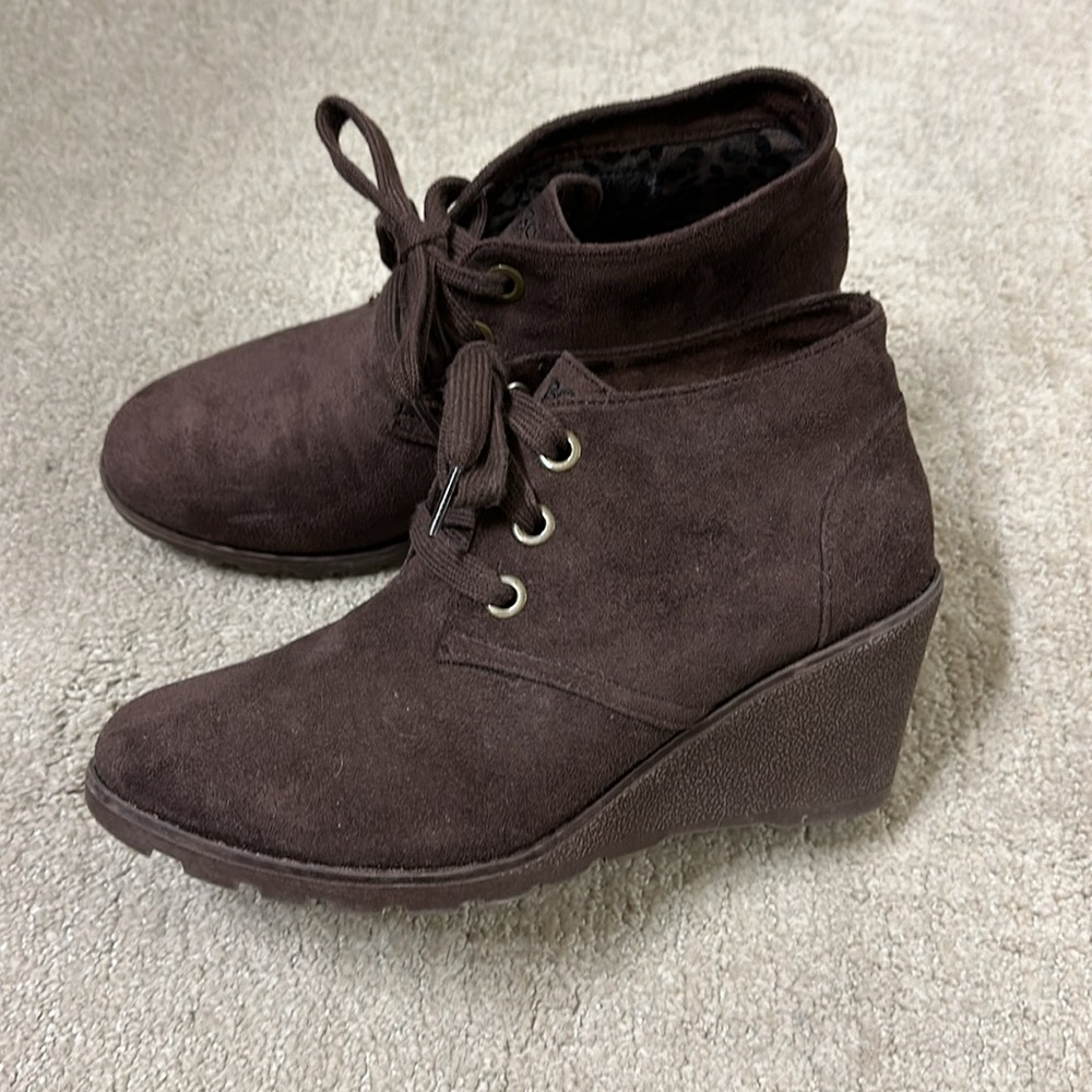 Skechers Bobs Wedge Suede Shoes
